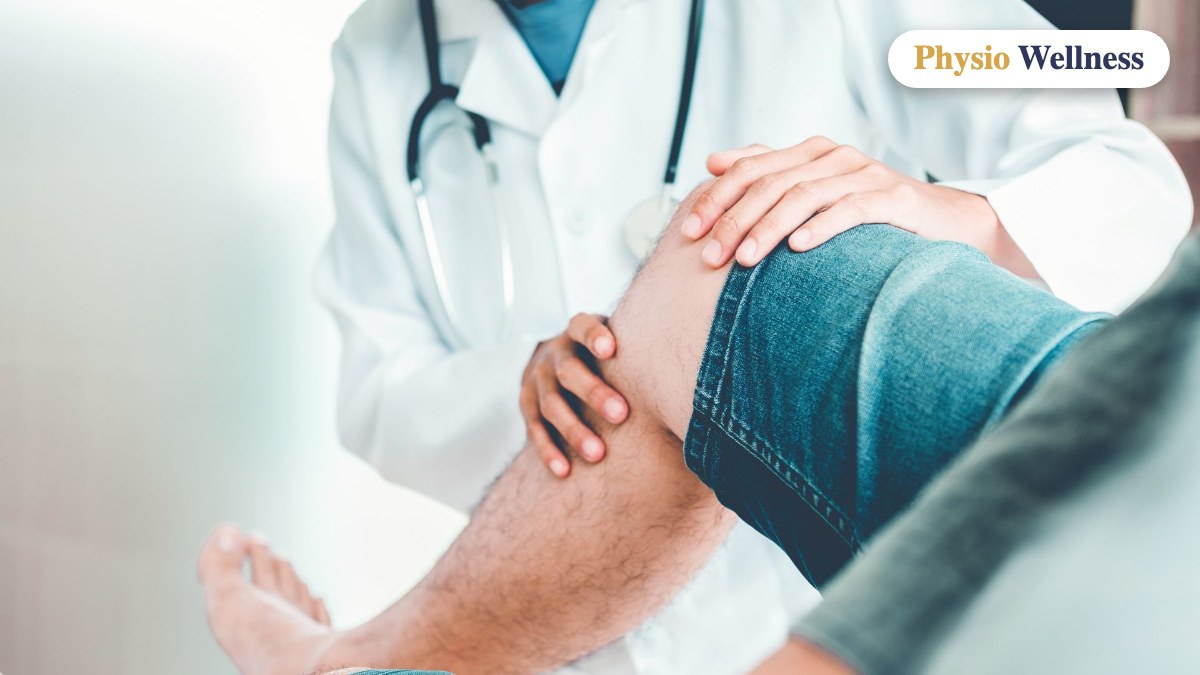 Clinician examining a patient's knee during a jumper's knee assessment